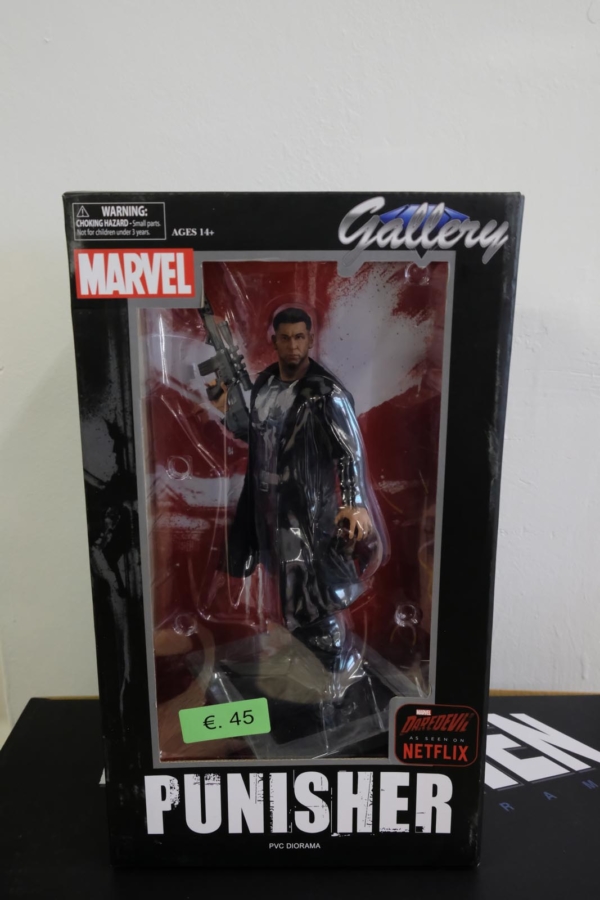 the punisher netflix dardevil serie pvc statue