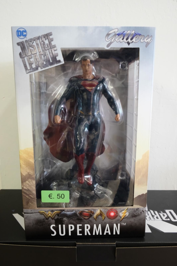 superman pvc statue