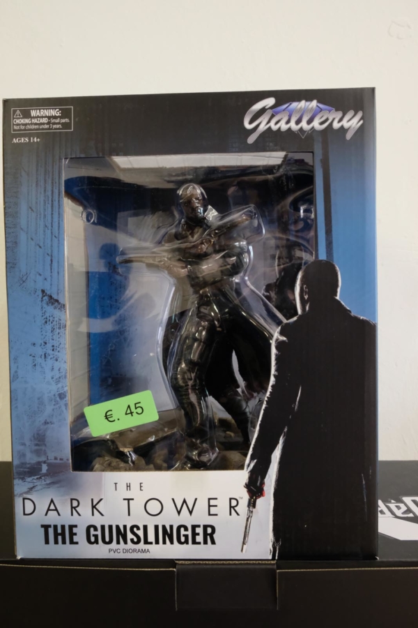 the dark tower the gunslinger pvc statue