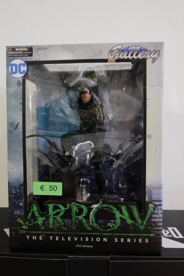 arrow serie tv pvc statue