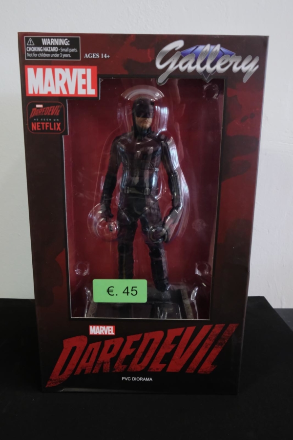 daredevil serie tv pvc statue