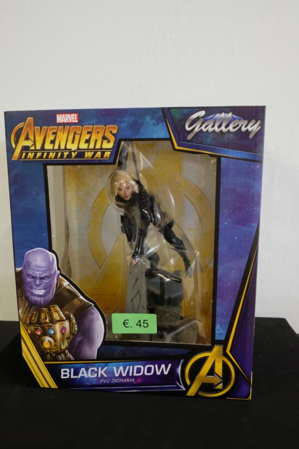 black widow pvc statue infinity war