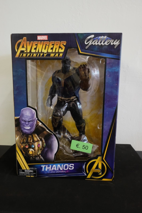 thanos infinity war pvc statue