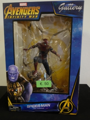 spiderman infinity war pvc statue