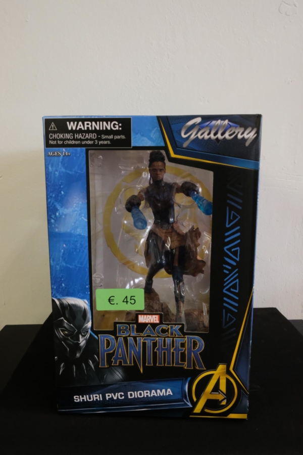 shuri black panther pvc statue