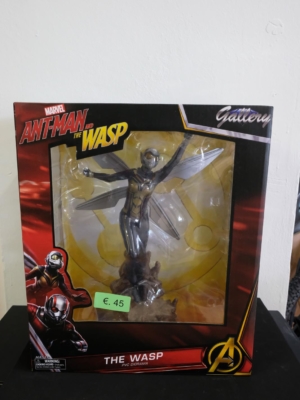 the wasp ant man & wasp pvc statue