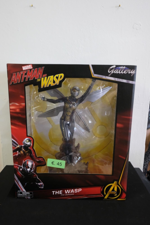 the wasp ant man & wasp pvc statue