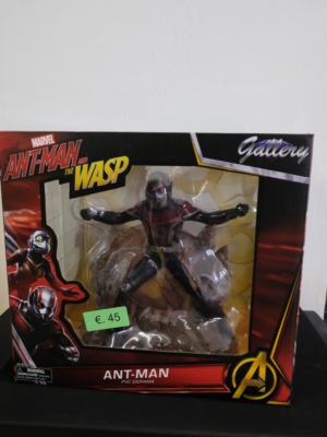 ant man ant man & wasp pvc statue