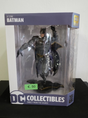 batman dc core pvc statue