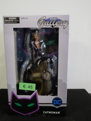 catwoman dc gallery pvc statue